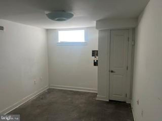 917 N PORT ST, Baltimore, MD 21205
