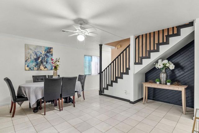 1521 Dezzani Ln, Modesto, CA 95358