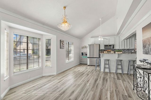 1521 Dezzani Ln, Modesto, CA 95358