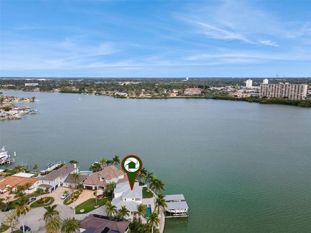 7801 9TH AVENUE S, St Petersburg, FL 33707