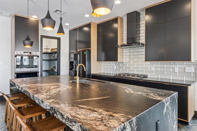 7801 9TH AVENUE S, St Petersburg, FL 33707