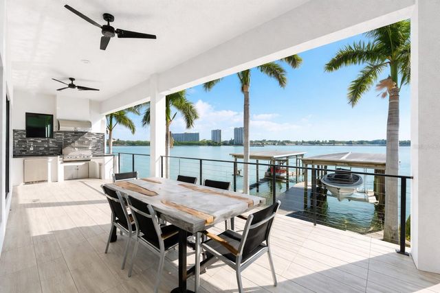 7801 9TH AVENUE S, St Petersburg, FL 33707