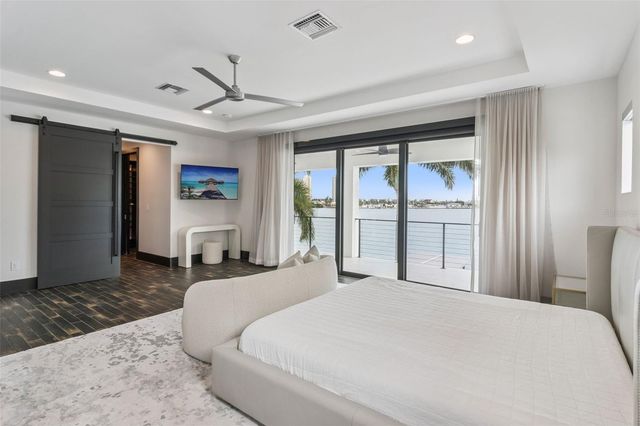 7801 9TH AVENUE S, St Petersburg, FL 33707