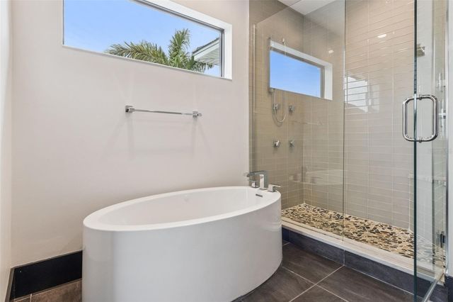 7801 9TH AVENUE S, St Petersburg, FL 33707