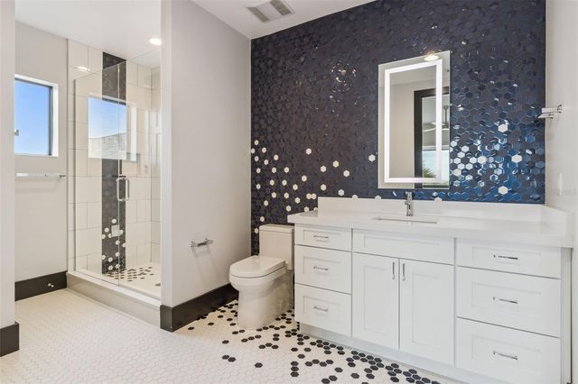 7801 9TH AVENUE S, St Petersburg, FL 33707