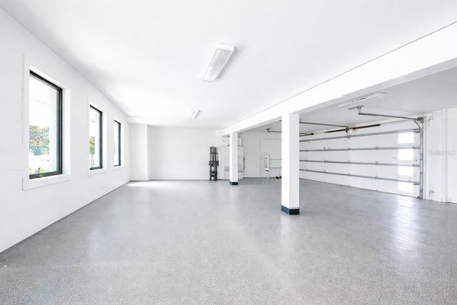 7801 9TH AVENUE S, St Petersburg, FL 33707