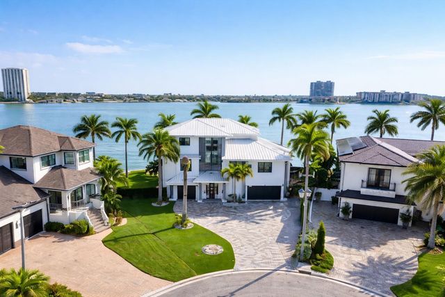 7801 9TH AVENUE S, St Petersburg, FL 33707