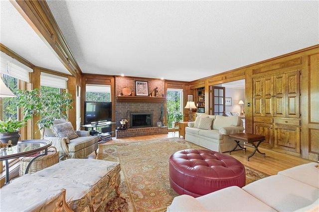 14300 S Smart Road, Greenwood, MO 64034