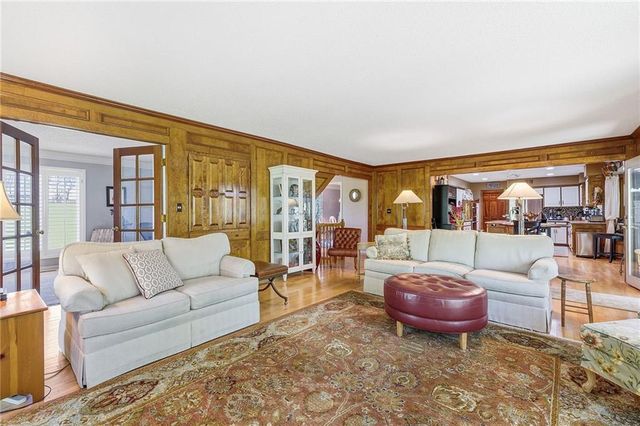 14300 S Smart Road, Greenwood, MO 64034