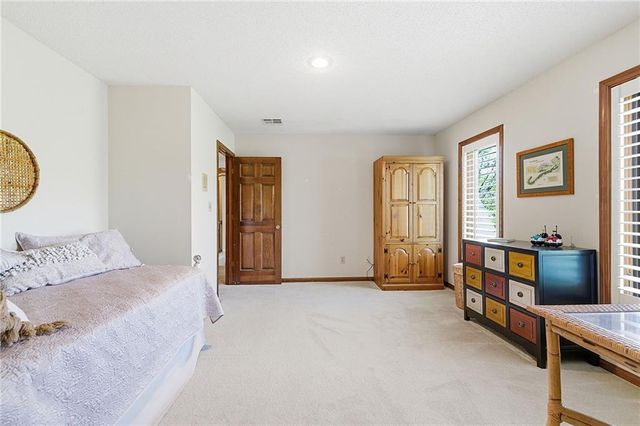 14300 S Smart Road, Greenwood, MO 64034