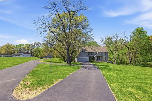 14300 S Smart Road, Greenwood, MO 64034