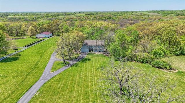 14300 S Smart Road, Greenwood, MO 64034