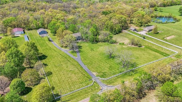 14300 S Smart Road, Greenwood, MO 64034