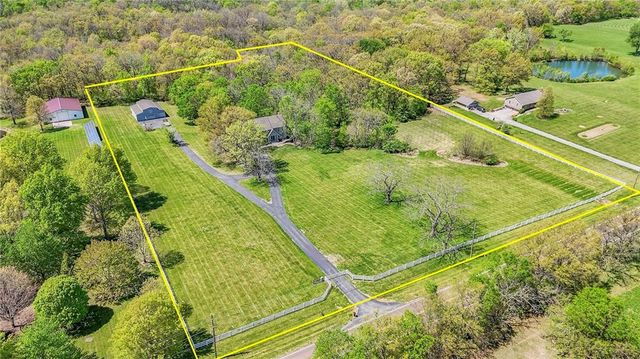 14300 S Smart Road, Greenwood, MO 64034