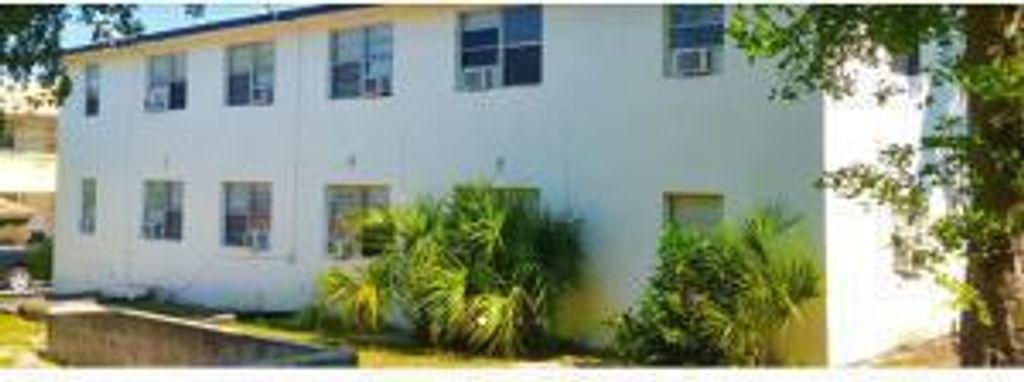 634 11th Street 3, West Palm Beach, FL 33401