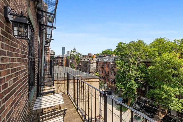 676 Massachusetts Ave 5, Boston, MA 02118