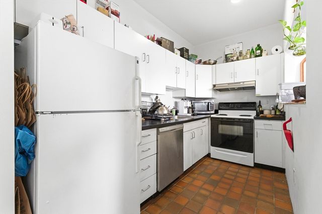 676 Massachusetts Ave 5, Boston, MA 02118