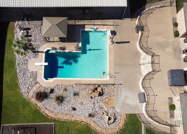 4816 Prairie Chapel Trail, Crandall, TX 75114