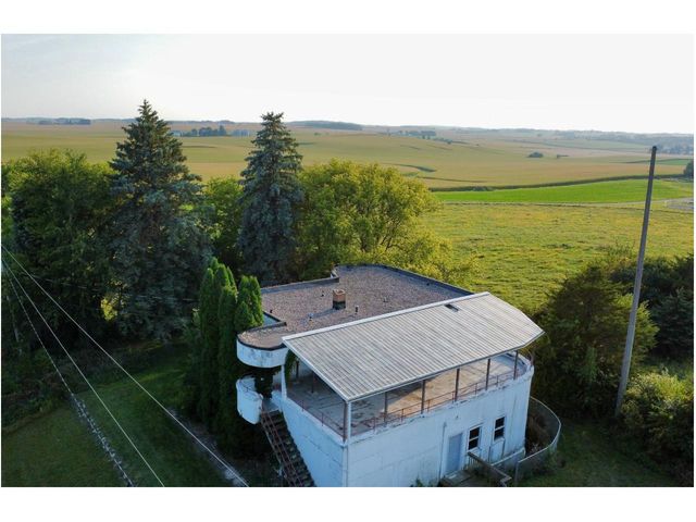 N2349 WIBU Road, Poynette, WI 53955