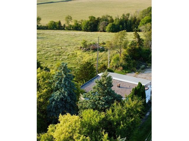 N2349 WIBU Road, Poynette, WI 53955