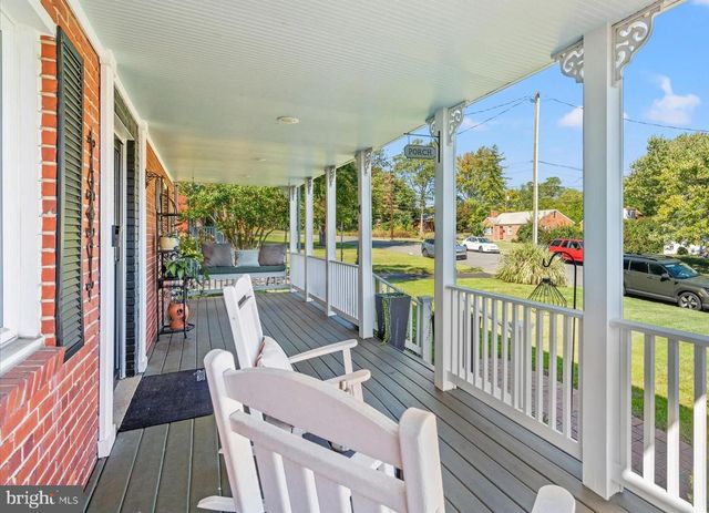 2605 PHILLIPS DR, Alexandria, VA 22306
