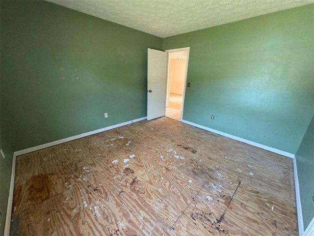 801 S Carter Drive S, Jonesboro, GA 30236
