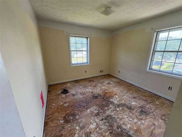 801 S Carter Drive S, Jonesboro, GA 30236