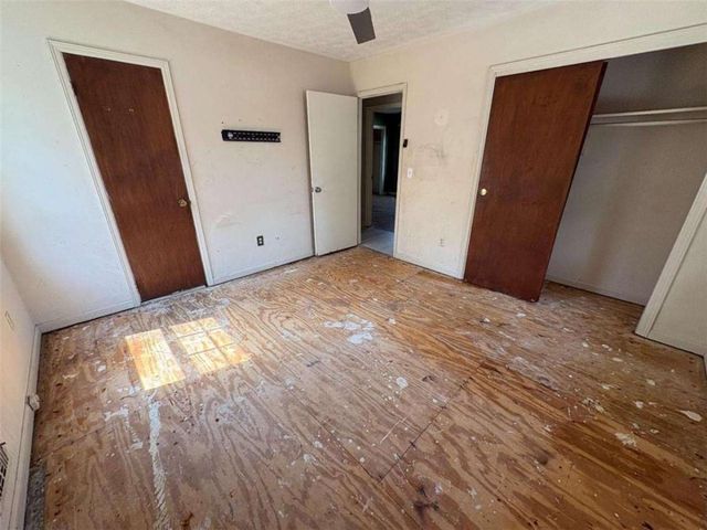 801 S Carter Drive S, Jonesboro, GA 30236