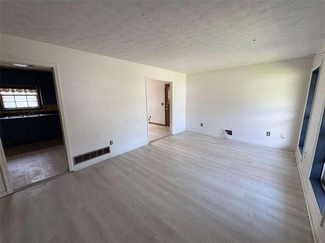 801 S Carter Drive S, Jonesboro, GA 30236