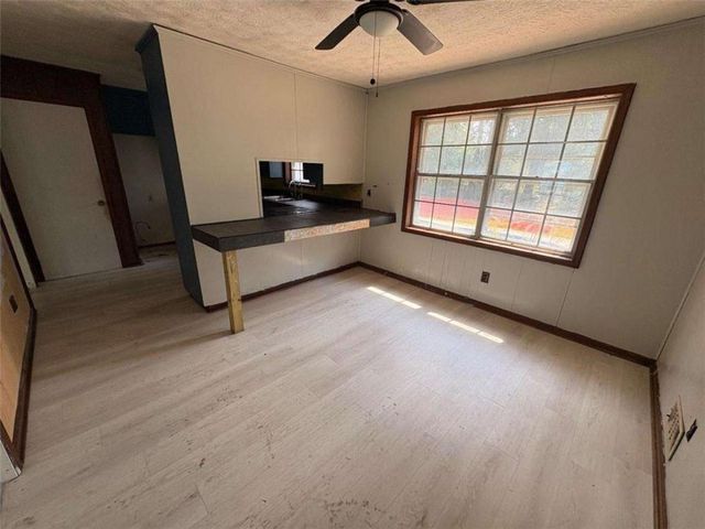 801 S Carter Drive S, Jonesboro, GA 30236