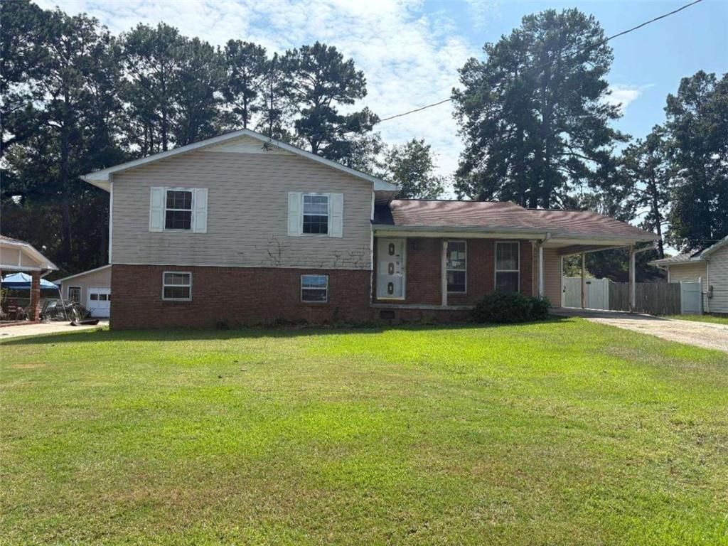 801 S Carter Drive S, Jonesboro, GA 30236