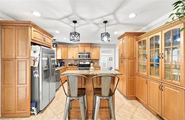 2813 Meadow Wood E DR, Chesapeake, VA 23321