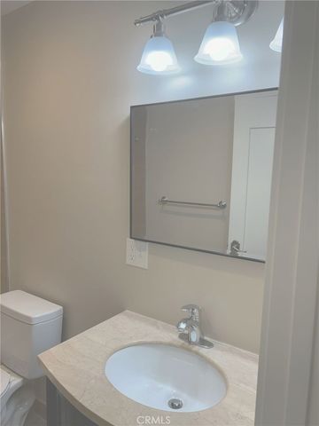 628 W 59th Place, Los Angeles, CA 90044