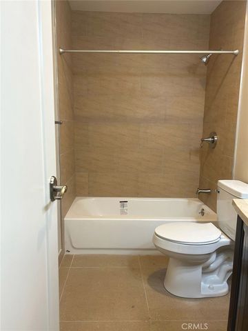 628 W 59th Place, Los Angeles, CA 90044
