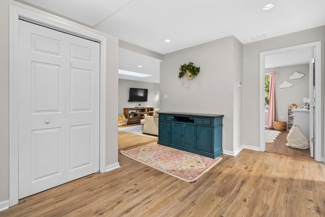 21 Shepard Ave, Pembroke, MA 02359