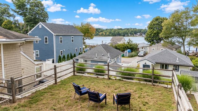 21 Shepard Ave, Pembroke, MA 02359
