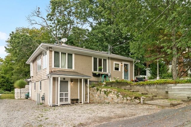 21 Shepard Ave, Pembroke, MA 02359