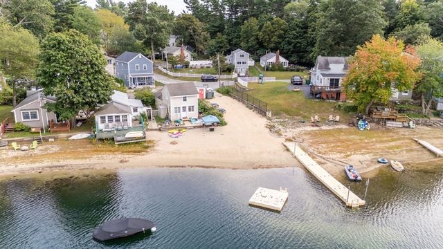 21 Shepard Ave, Pembroke, MA 02359
