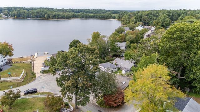 21 Shepard Ave, Pembroke, MA 02359