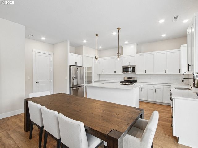 15438 Nw ORCHID St, Portland, OR 97229