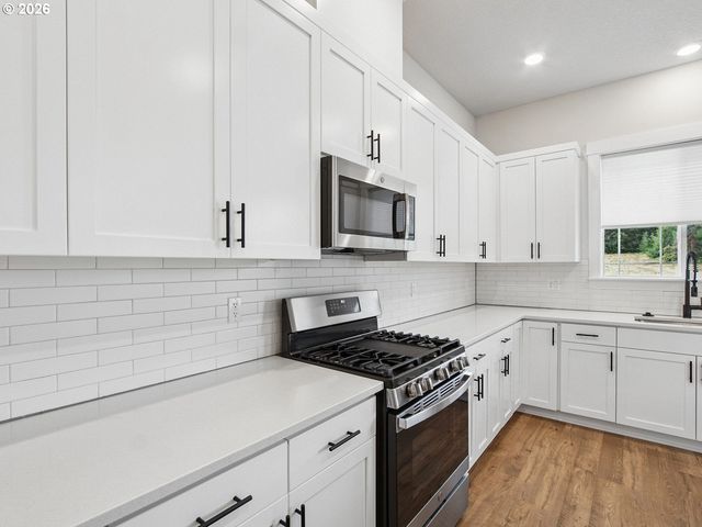 15438 Nw ORCHID St, Portland, OR 97229