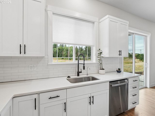 15438 Nw ORCHID St, Portland, OR 97229