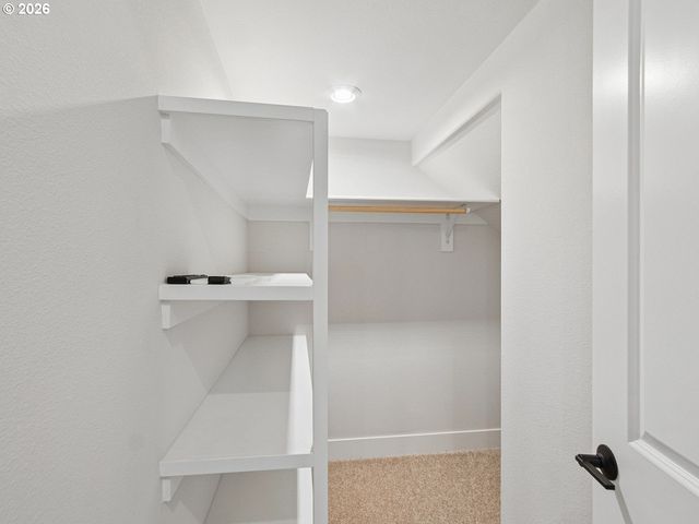 15438 Nw ORCHID St, Portland, OR 97229