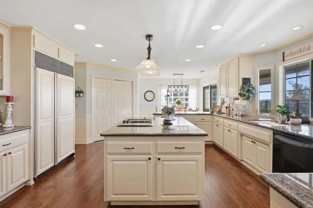 2404 Via Del Aquacate, Fallbrook, CA 92028