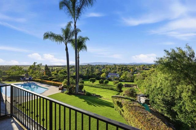 2404 Via Del Aquacate, Fallbrook, CA 92028