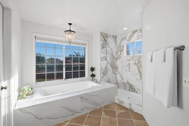 2404 Via Del Aquacate, Fallbrook, CA 92028