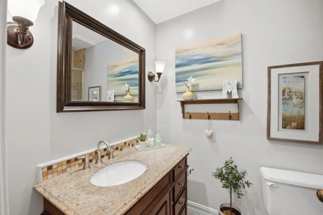 2404 Via Del Aquacate, Fallbrook, CA 92028