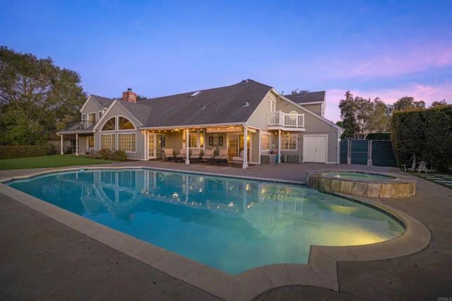2404 Via Del Aquacate, Fallbrook, CA 92028