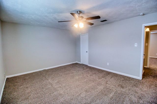 6393 S Briar Bayou Drive, Houston, TX 77072