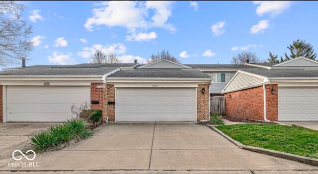 7627 Vintage Court, Lawrence, IN 46226
